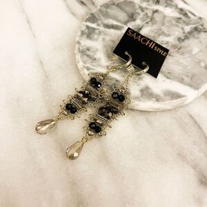 Saachi Style Glass Beaded Earrings Black Smokey Gray Teardrop Gold Toned Metal